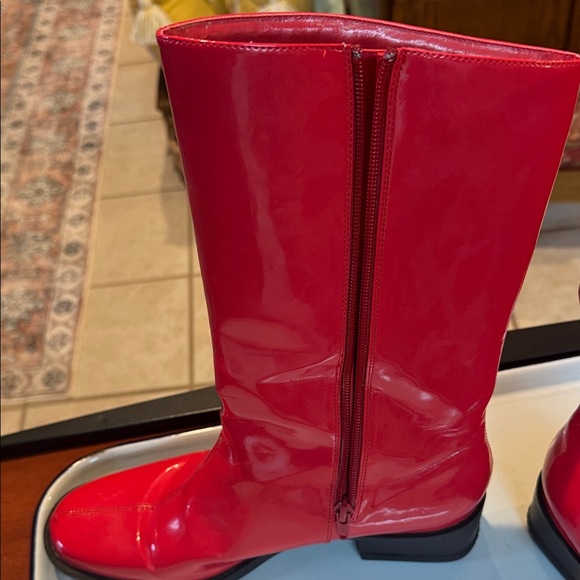 Weatherproof Red Heeled Boots - Picture 5 of 16